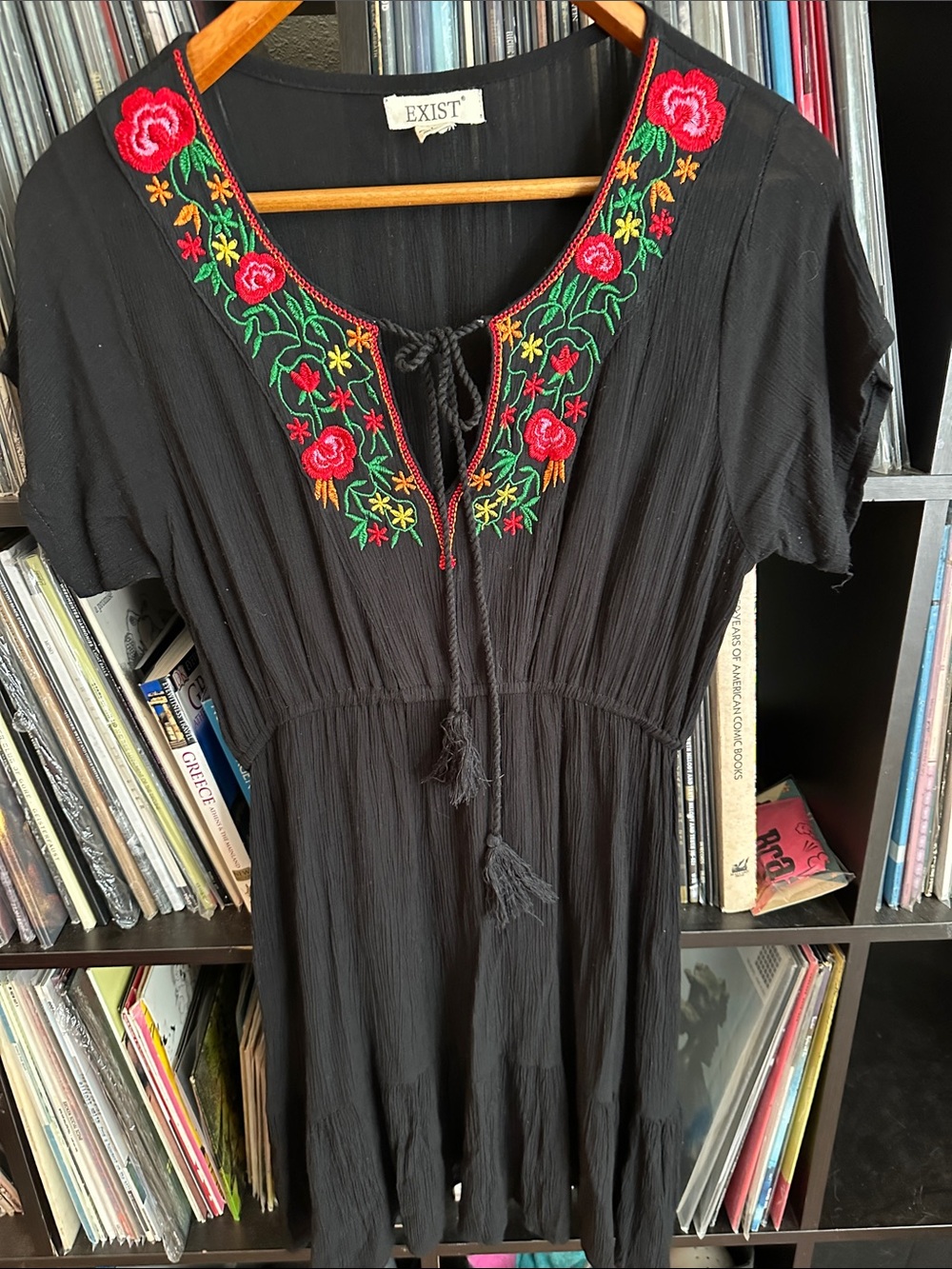 EXIST Black Embroidered Floral Peasant Dress